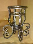 Кованая подставка для цветов №25 в Екатеринбурге фото