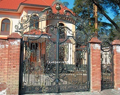 282. Ворота в Екатеринбурге фото
