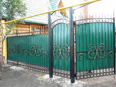 216. Ворота в Екатеринбурге фото

